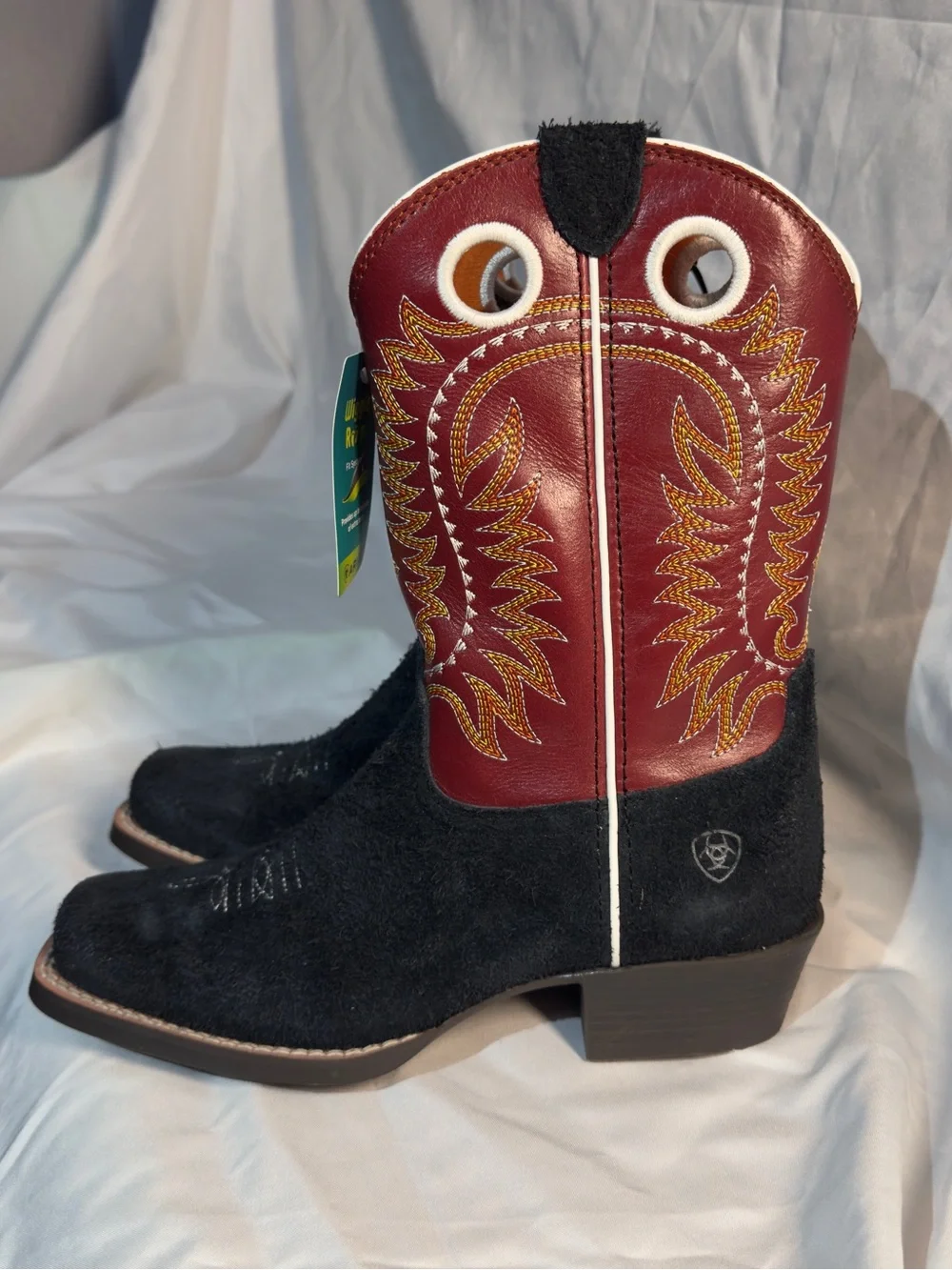 Ariat Kids Derby Monroe Western Cowboy Boots Size 2.5 NWT Black Crimson